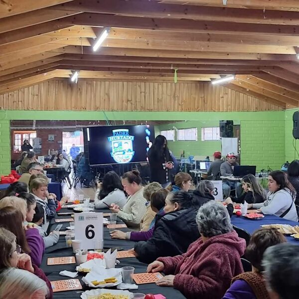 Bingo Adulto Mayor en Villa Chiloé